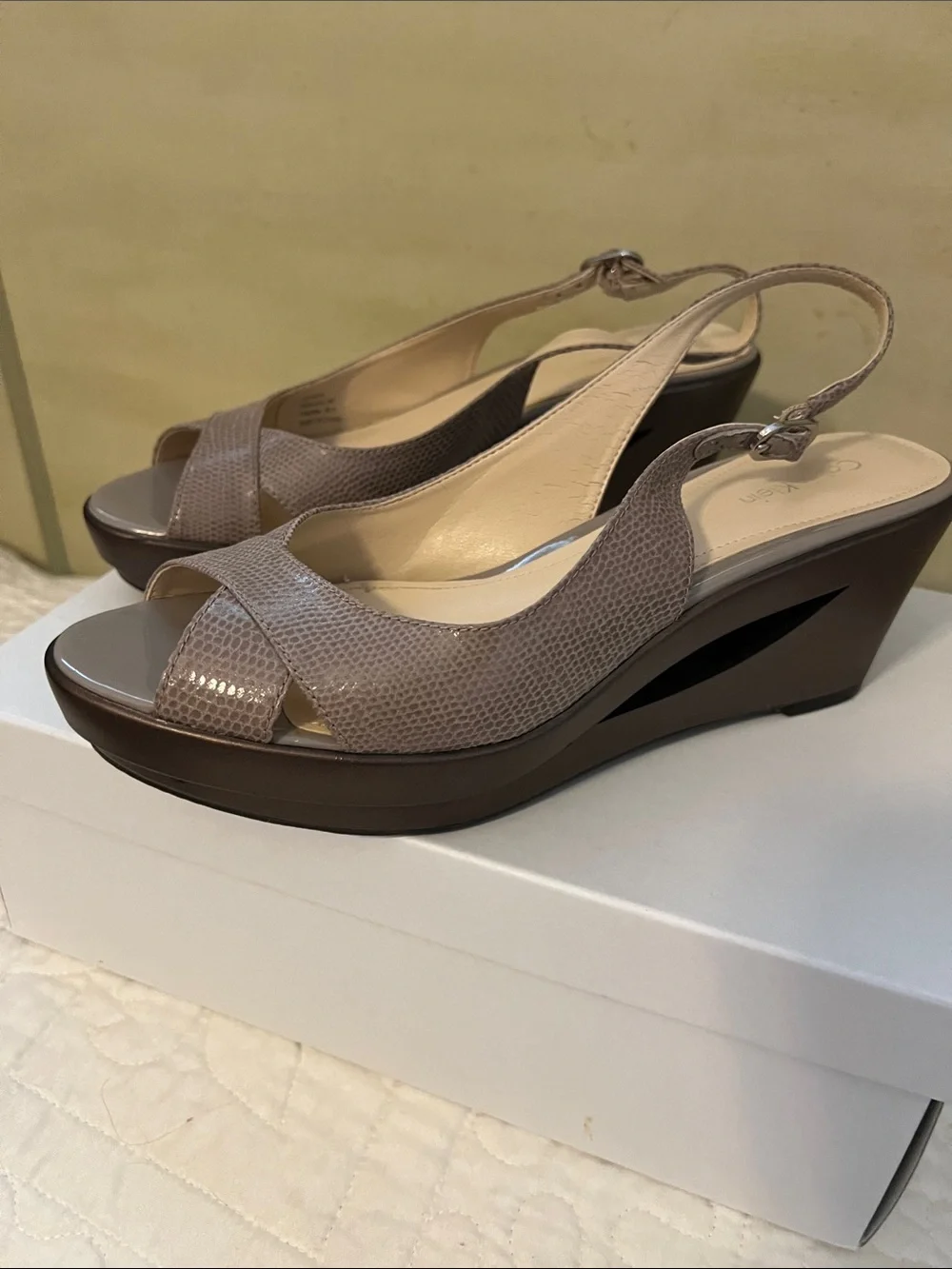 Calvin Klein stylish mink